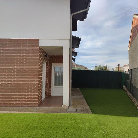Chalet Con Amplio Jardin Casalarreina Exterior photo